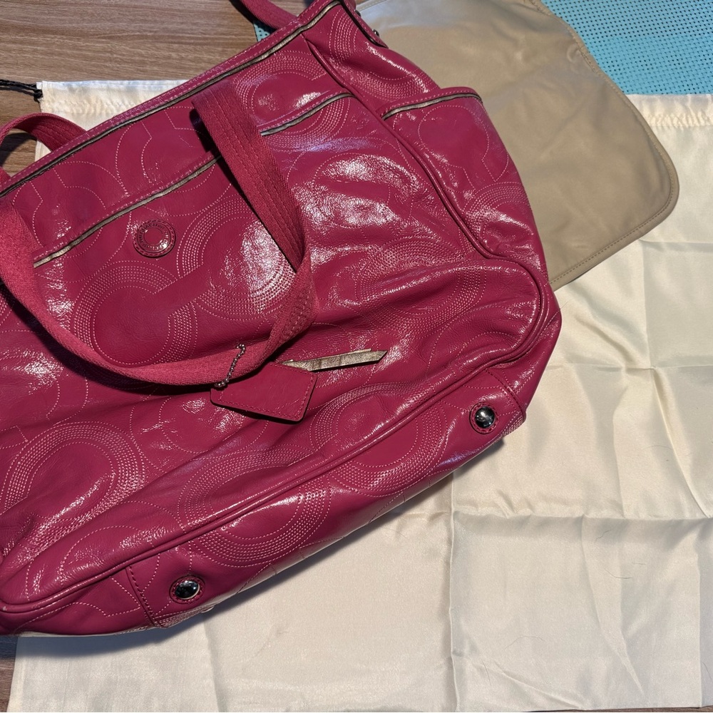 Coach Magenta Leather Messenger Tote Bag with Glossy Finish